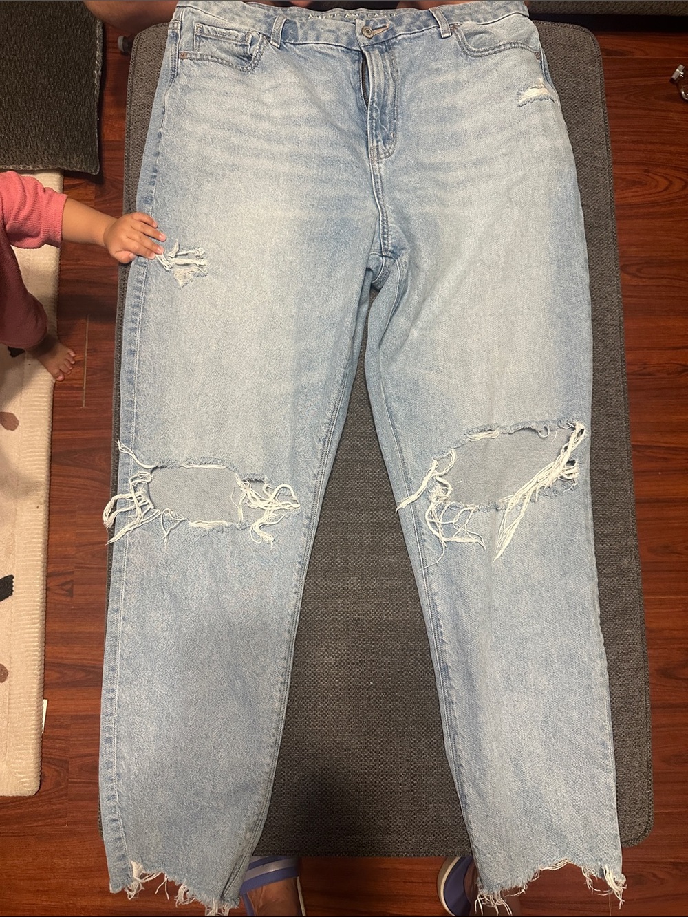 American Eagle Outfitters Light Blue High-Rise Women’s Jeans - Picture 1 of 4